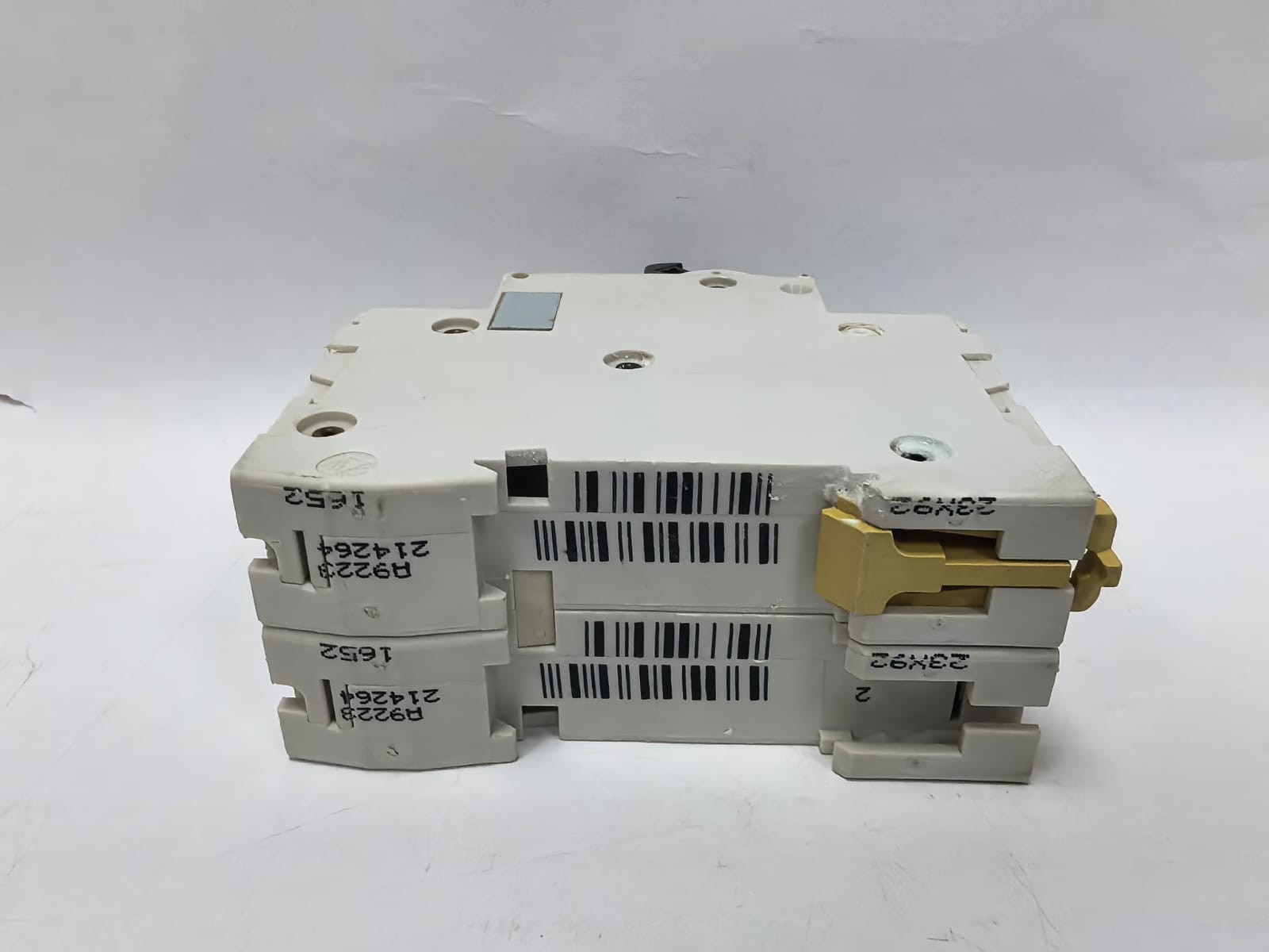 Merlin Gerin MULTI9 C60N MERLIN GERIN MULTI9 C60N CIRCUIT BREAKER PCS 8