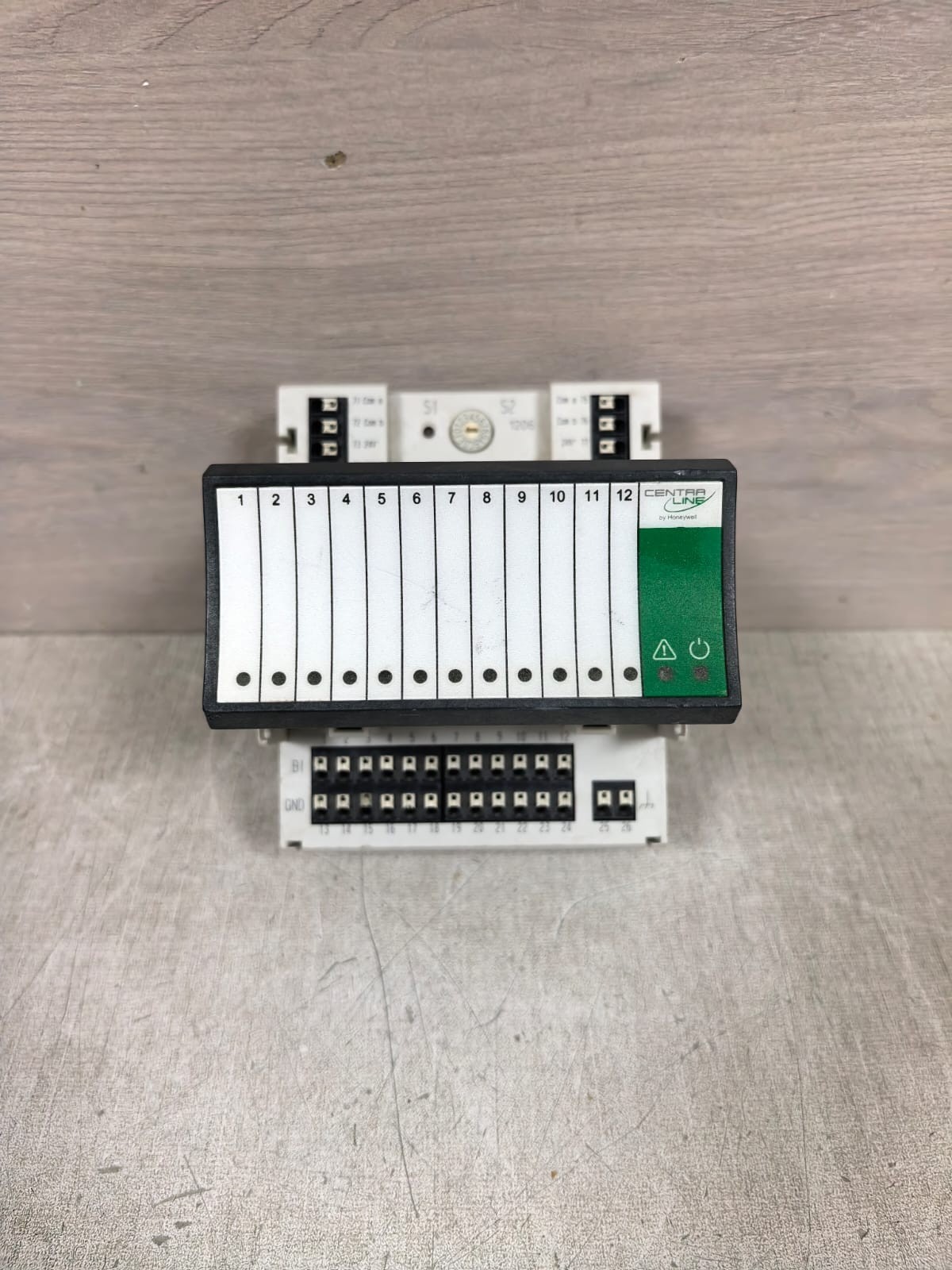 CENTRALINE BY HONEYWELL CLIOL823A (XFL823A) CENTRALINE BY HONEYWELL CLIOL823A (XFL823A) BINARY INPUT MODULE 24V 2