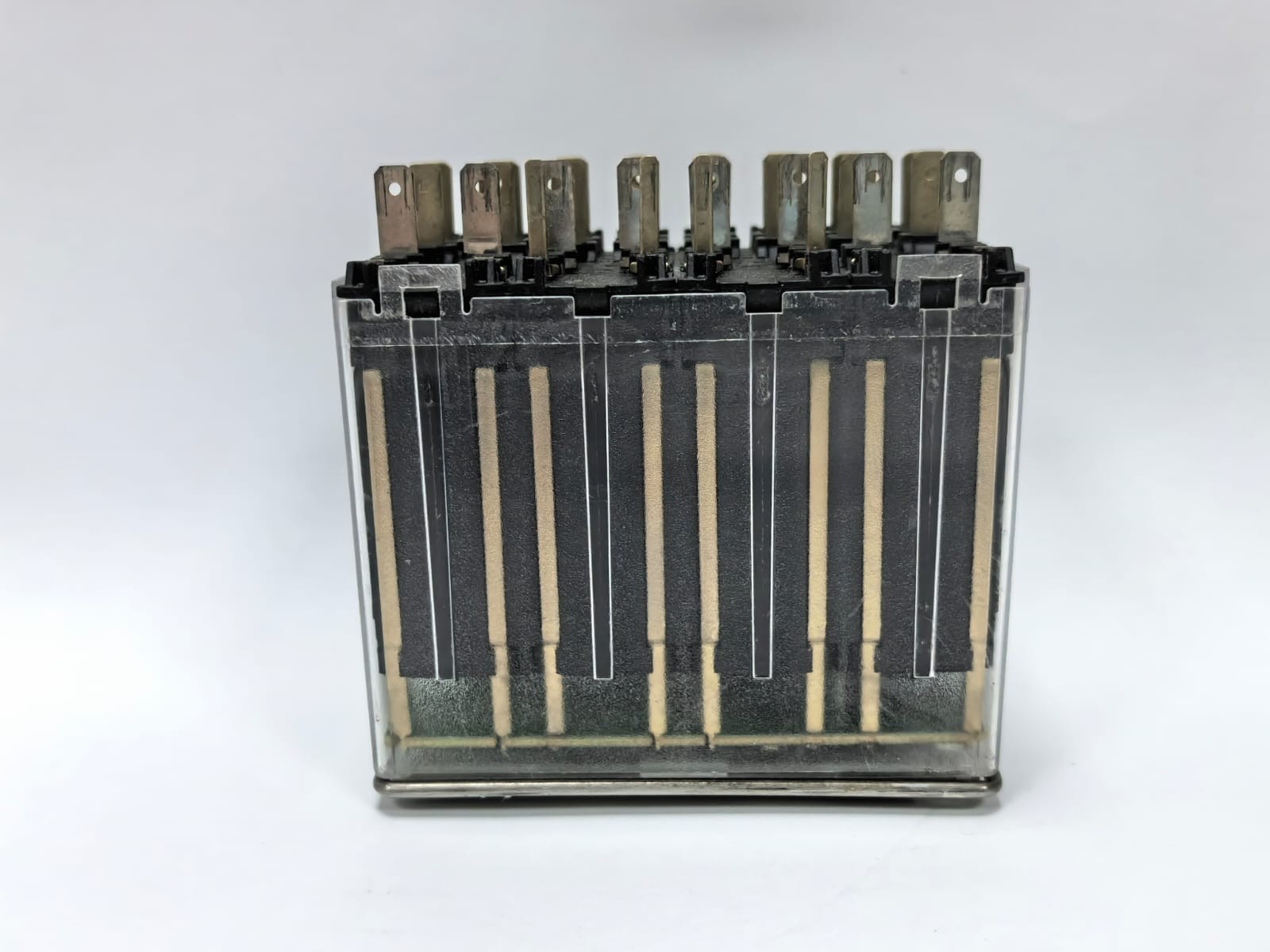 Schneider Electric REL91254 SCHNEIDER ELECTRIC REL91254 RELAY AUX 125 VDC INSTANTANEOUS FAST TRIP RELAY 5