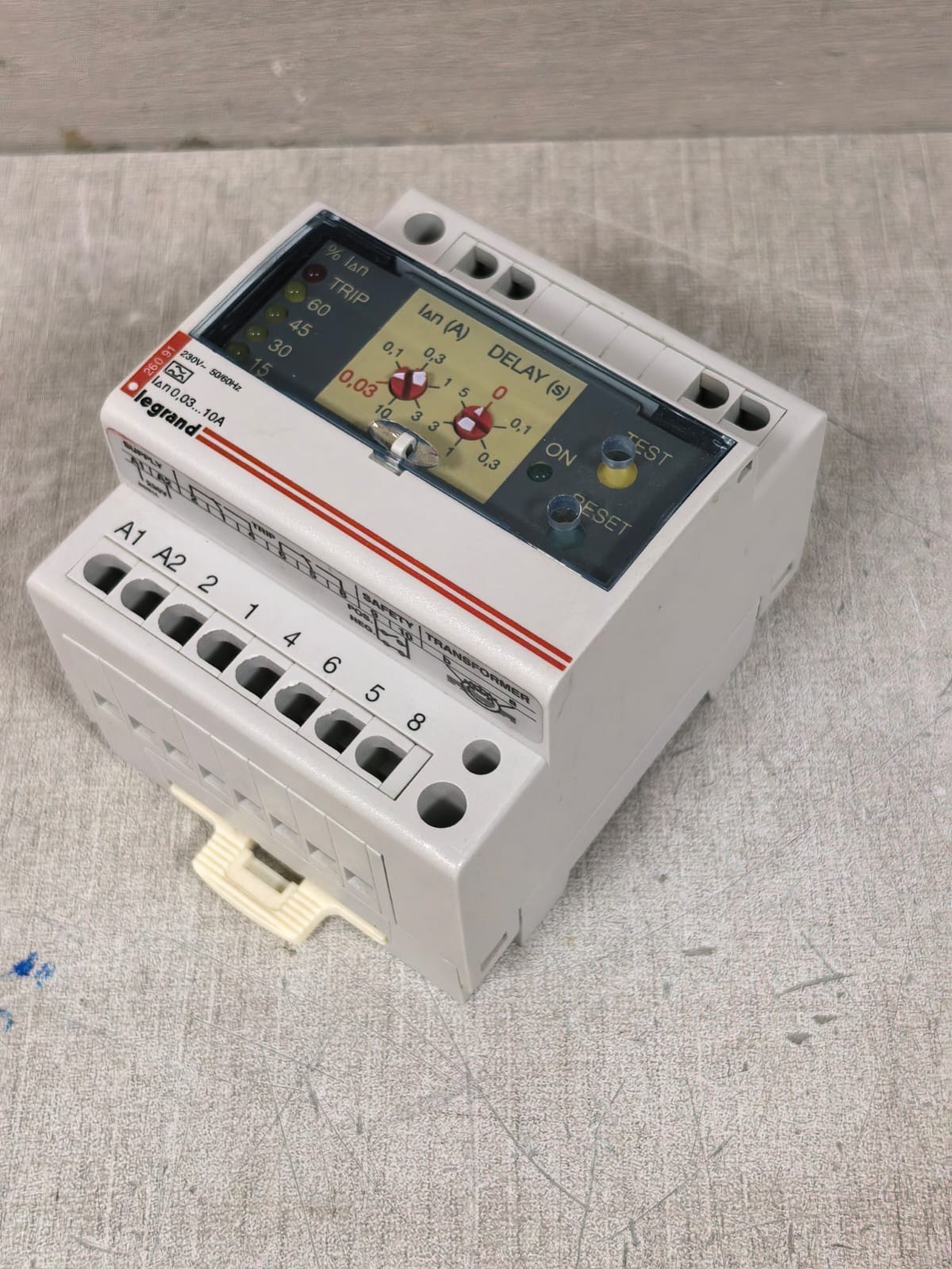Legrand DPX 26091 LEGRAND DPX 26091 RESIDUAL CURRENT RELAY 230V 5