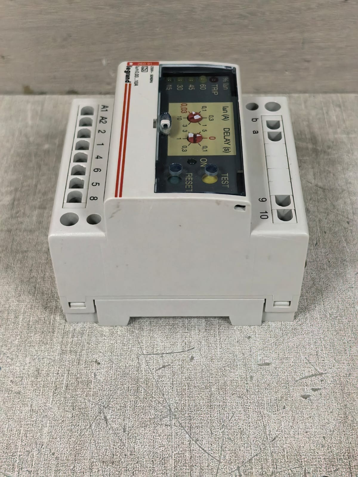 Legrand DPX 26091 LEGRAND DPX 26091 RESIDUAL CURRENT RELAY 230V 8