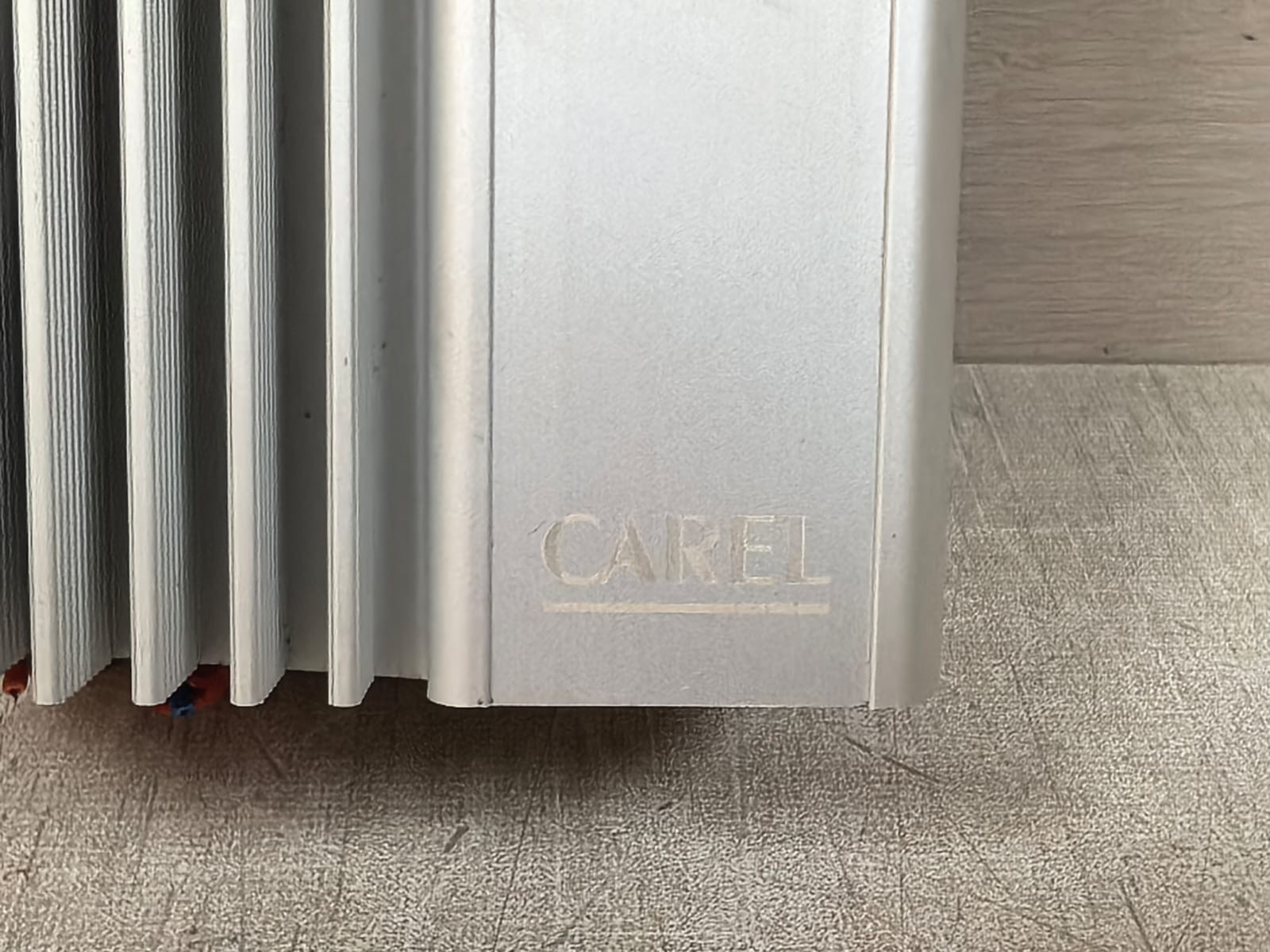 CAREL MCHRTF08C0 REV.0.000 CAREL MCHRTF08C0 REV.0.000 SINGLE-PHASE ELECTRONIC FAN SPEED CONTROLLER 2