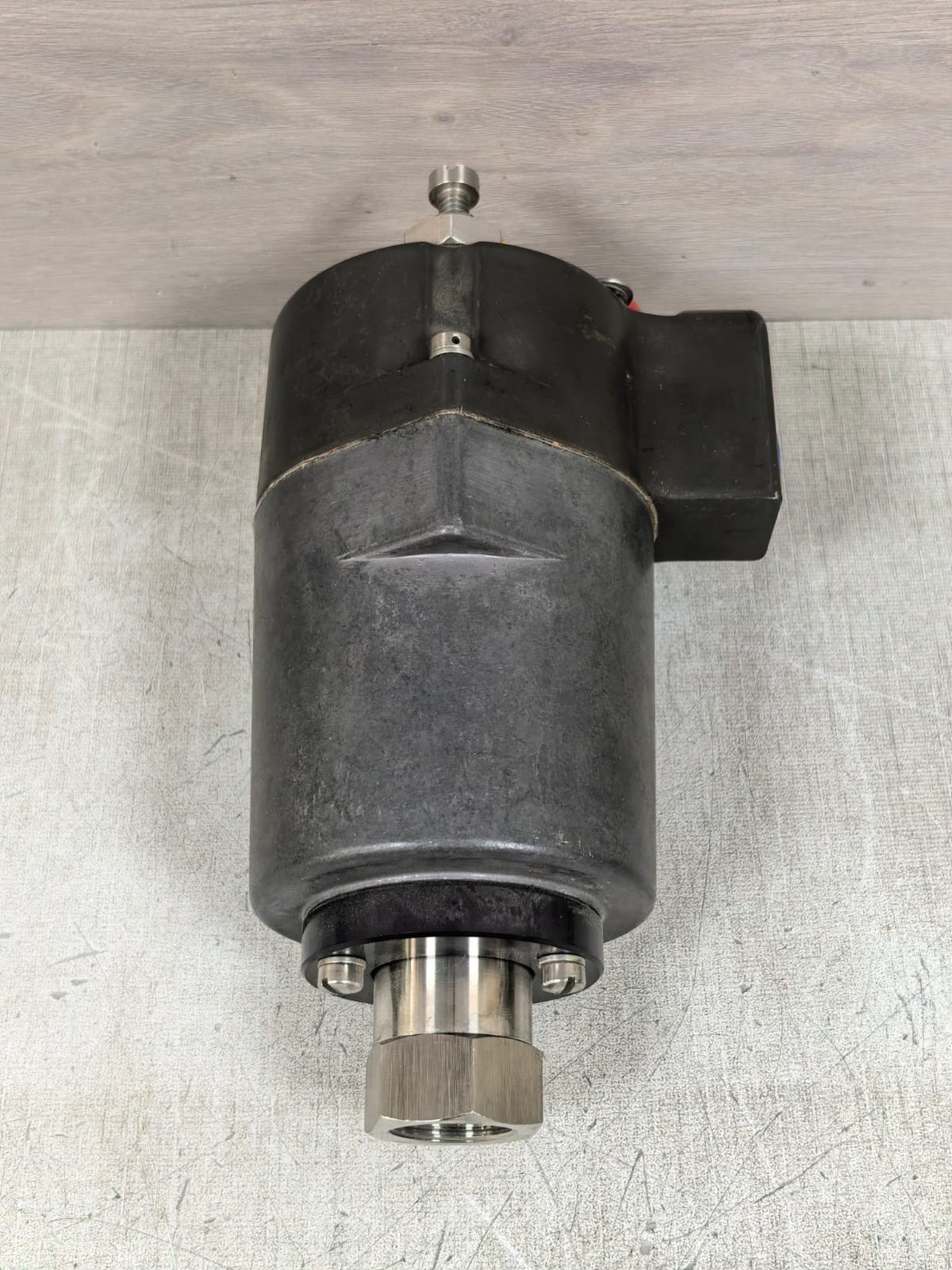 AMOT 4110B3U207 AMOT 4110B3U207 2300RPM HYDRO-MECHANICAL OVERSPEED SENSING VALVE 7