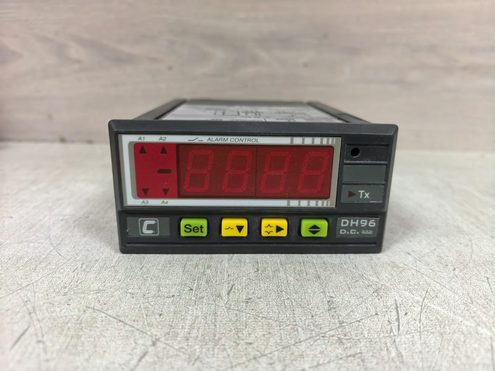 CIRCUTOR DH-96 D.C.-P CIRCUTOR DH-96 D.C.-P DIGITAL & MEASURING CONTROL INSTRUMENT 2