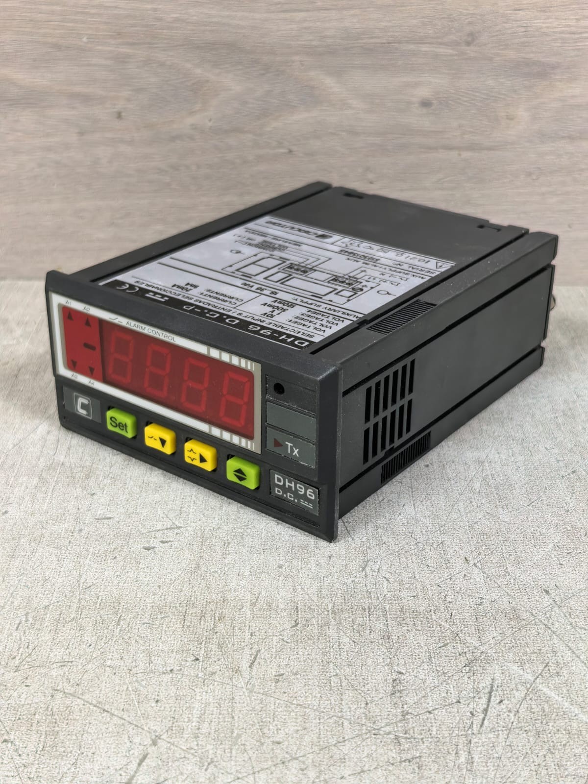 CIRCUTOR DH-96 D.C.-P CIRCUTOR DH-96 D.C.-P DIGITAL & MEASURING CONTROL INSTRUMENT 4
