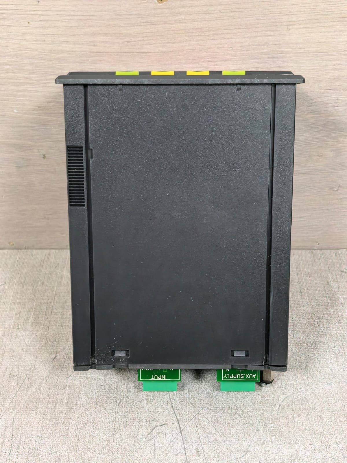 CIRCUTOR DH-96 D.C.-P CIRCUTOR DH-96 D.C.-P DIGITAL & MEASURING CONTROL INSTRUMENT 7