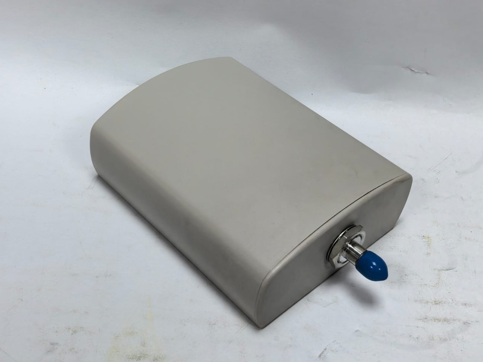 HUBER+SUHNER 84059621 HUBER+SUHNER 1356.19.0022 WiFi PATCH/DIRECTIONAL ANTENNA 84059621 10