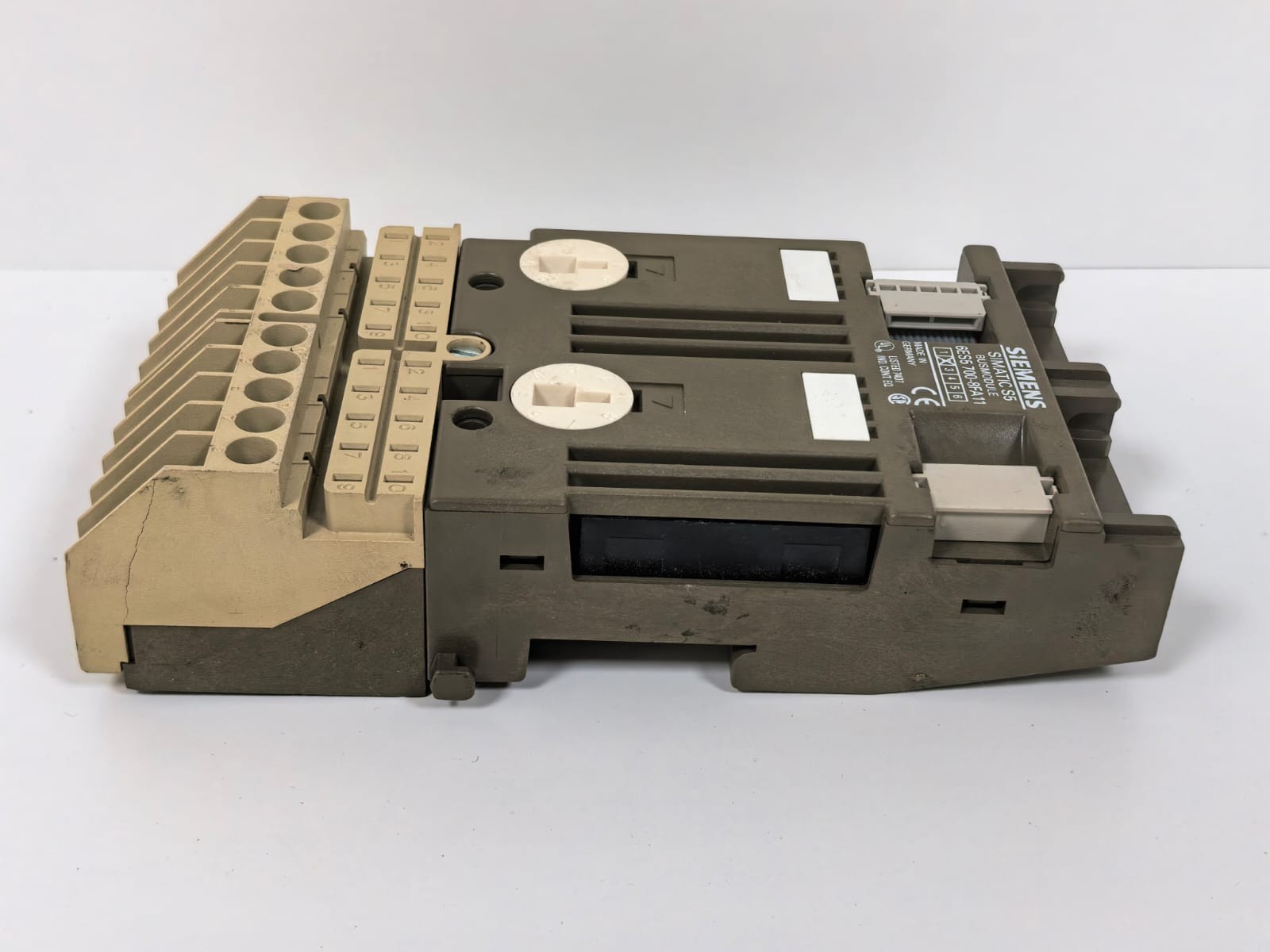 Siemens 6ES5 700-8FA11 SIEMENS SIMATIC S5 6ES5 700-8FA11 BUSMODULE 3