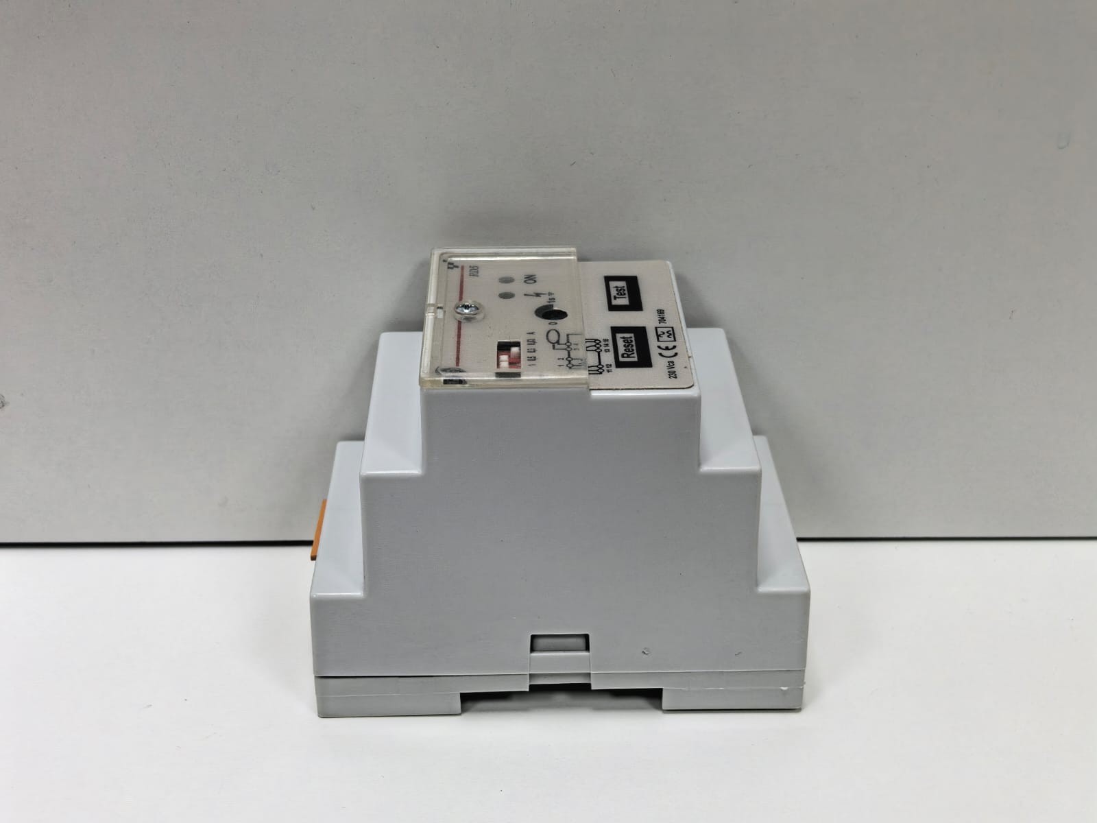 GE 704169 GE RD-5 DIFFERENTIAL /RESIDUAL CURRENT RELAY 704169 3