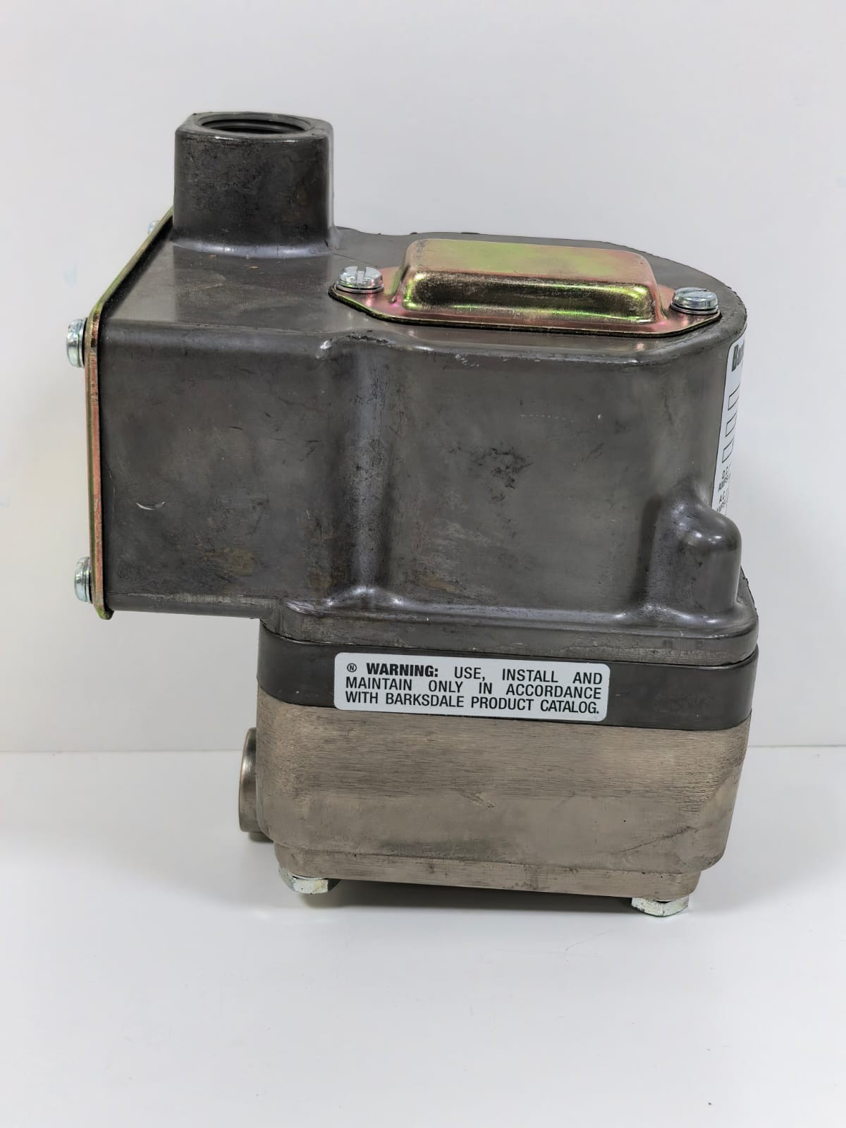Barksdale DPD1T-H18SS BARKSDALE DPD1T-H18SS PRESSURE OR VACCUM ACTUATED SWITCH 6