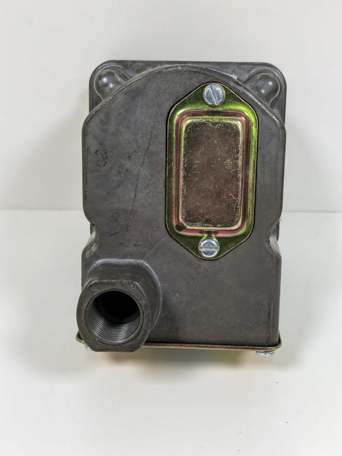 Barksdale DPD1T-H18SS BARKSDALE DPD1T-H18SS PRESSURE OR VACCUM ACTUATED SWITCH 9