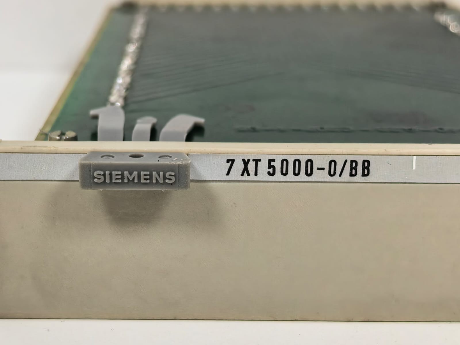 Siemens 7XT5000-0/BB C73040-A23-C207-1-85 SIEMENS 7XT5000-0/BB C73040-A23-C207-1-85 MODULE 4