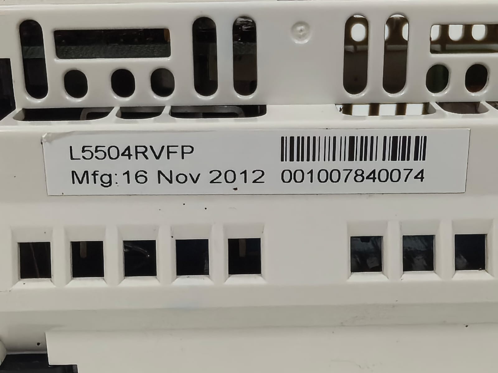Clipsal L5504RVFP CLIPSAL L5504RVFP 4-CHANNEL VOLTAGE-FREE RELAY 220-240V(MFG.2012) 9