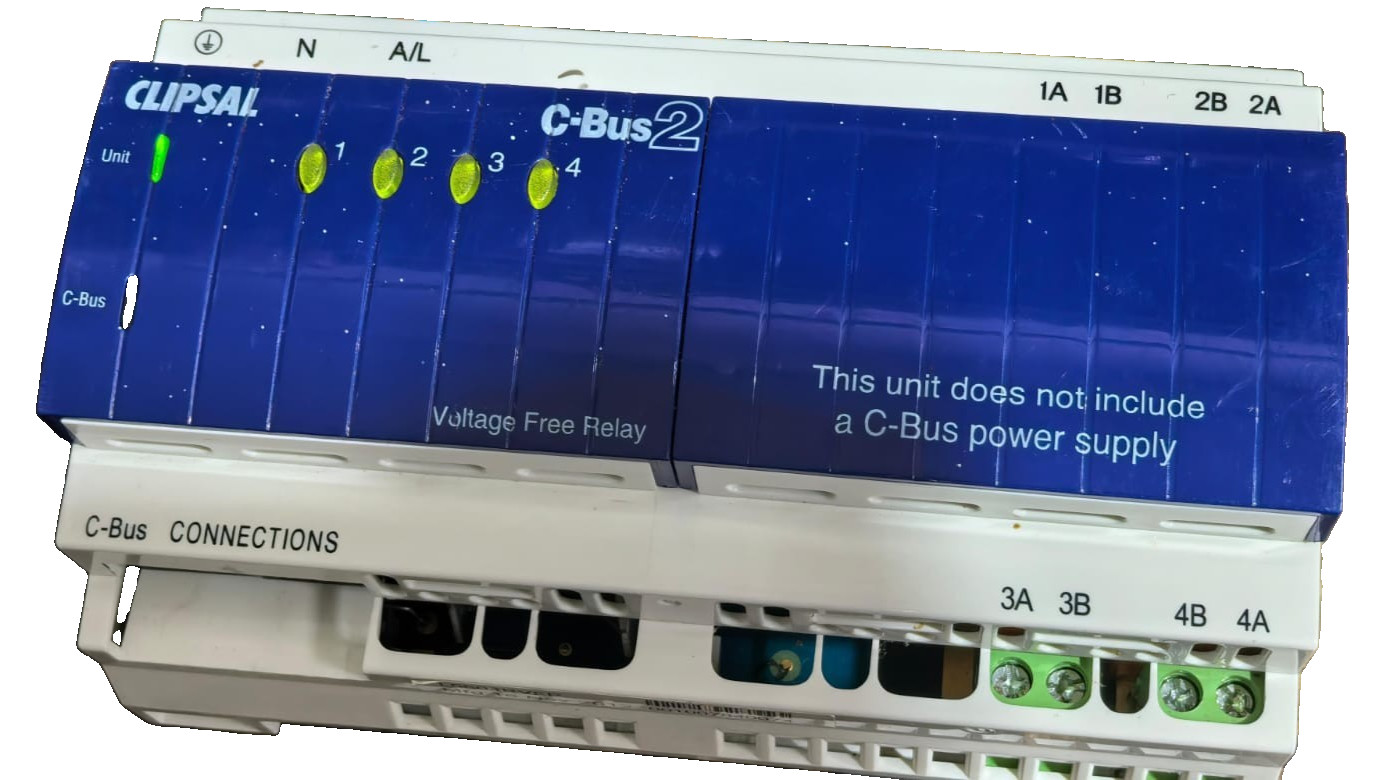 Clipsal L5504RVFP CLIPSAL L5504RVFP 4-CHANNEL VOLTAGE-FREE RELAY 220-240V(MFG.2012) 1