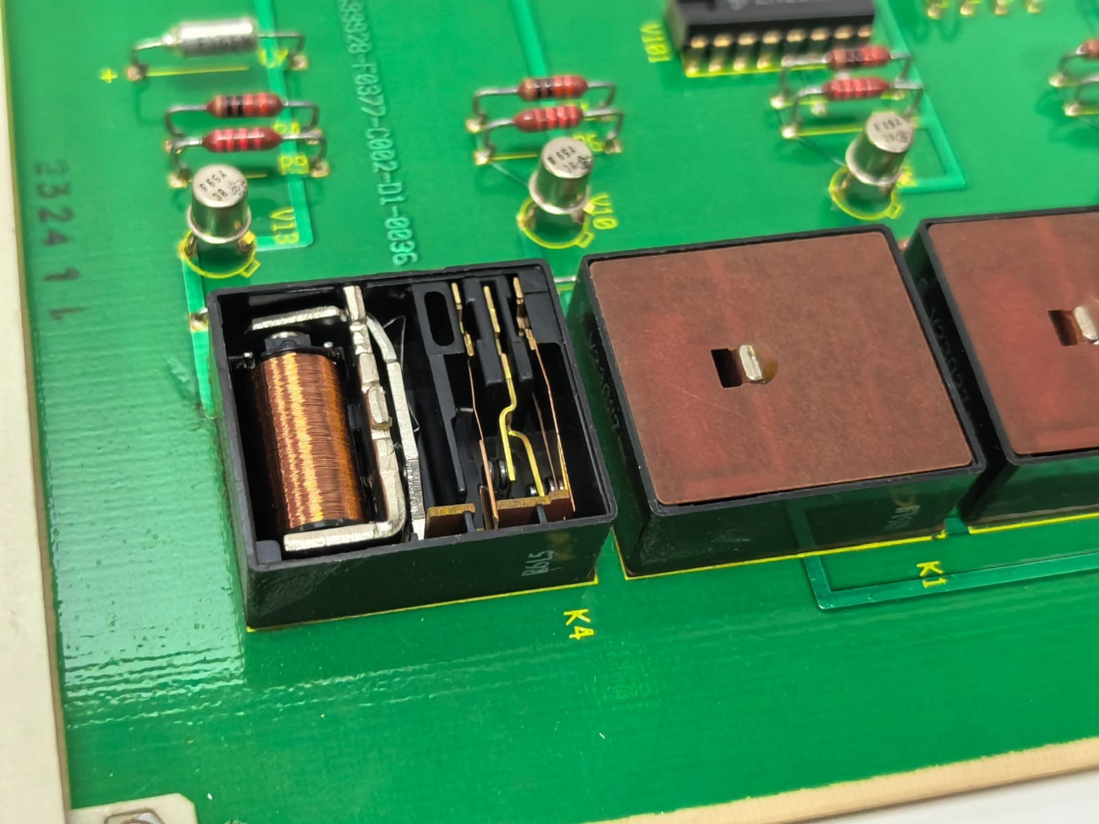 Siemens 7TS3300-0 SIEMENS 7TS3300-0 TELEPERM RELAY MODULE 3