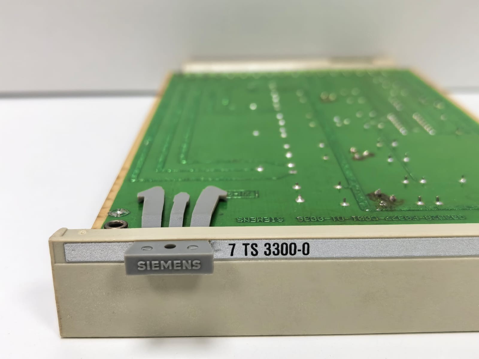 Siemens 7TS3300-0 SIEMENS 7TS3300-0 TELEPERM RELAY MODULE 7