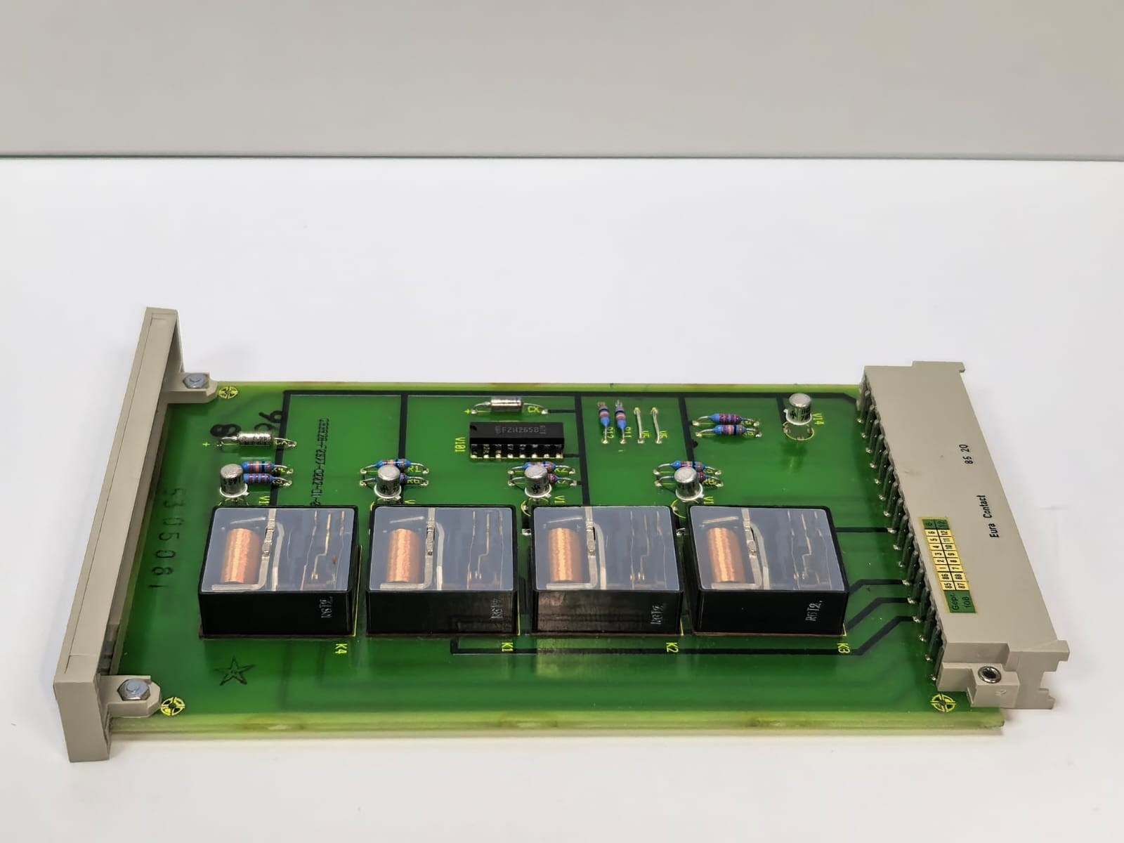 Siemens 7TS3300-0/CB SIEMENS 7TS3300-0/CB TELEPERM RELAY MODULE 5