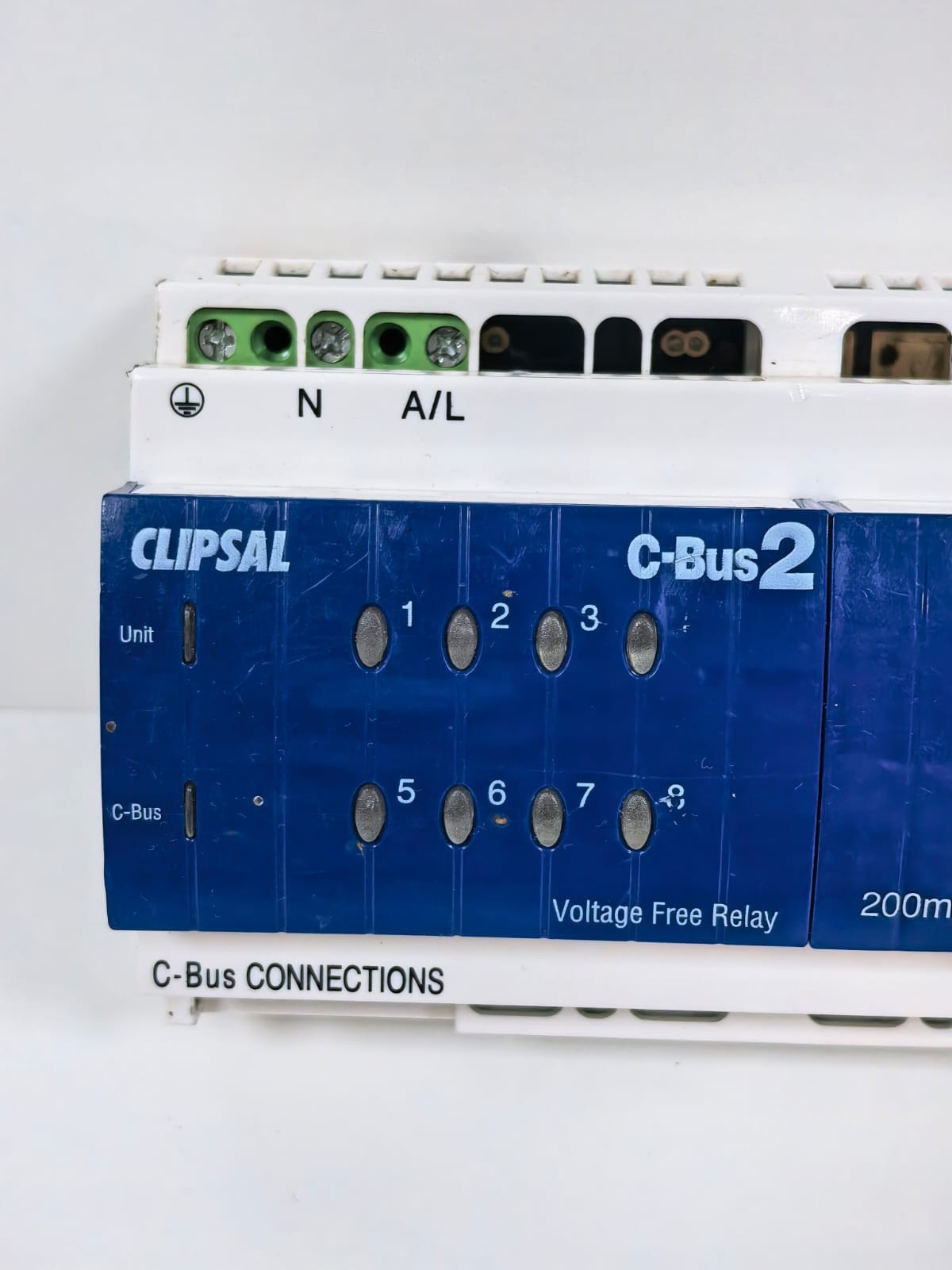 Clipsal L5508RVF CLIPSAL L5508RVF C-BUS2 8-CHANNEL VOLTAGE FREE RELAY 220-240V 2