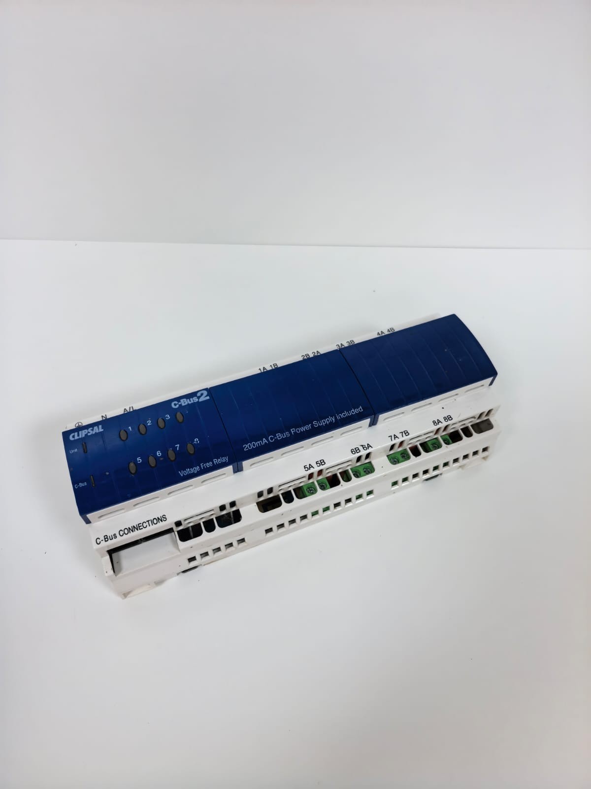 Clipsal L5508RVF CLIPSAL L5508RVF C-BUS2 8-CHANNEL VOLTAGE FREE RELAY 220-240V 3
