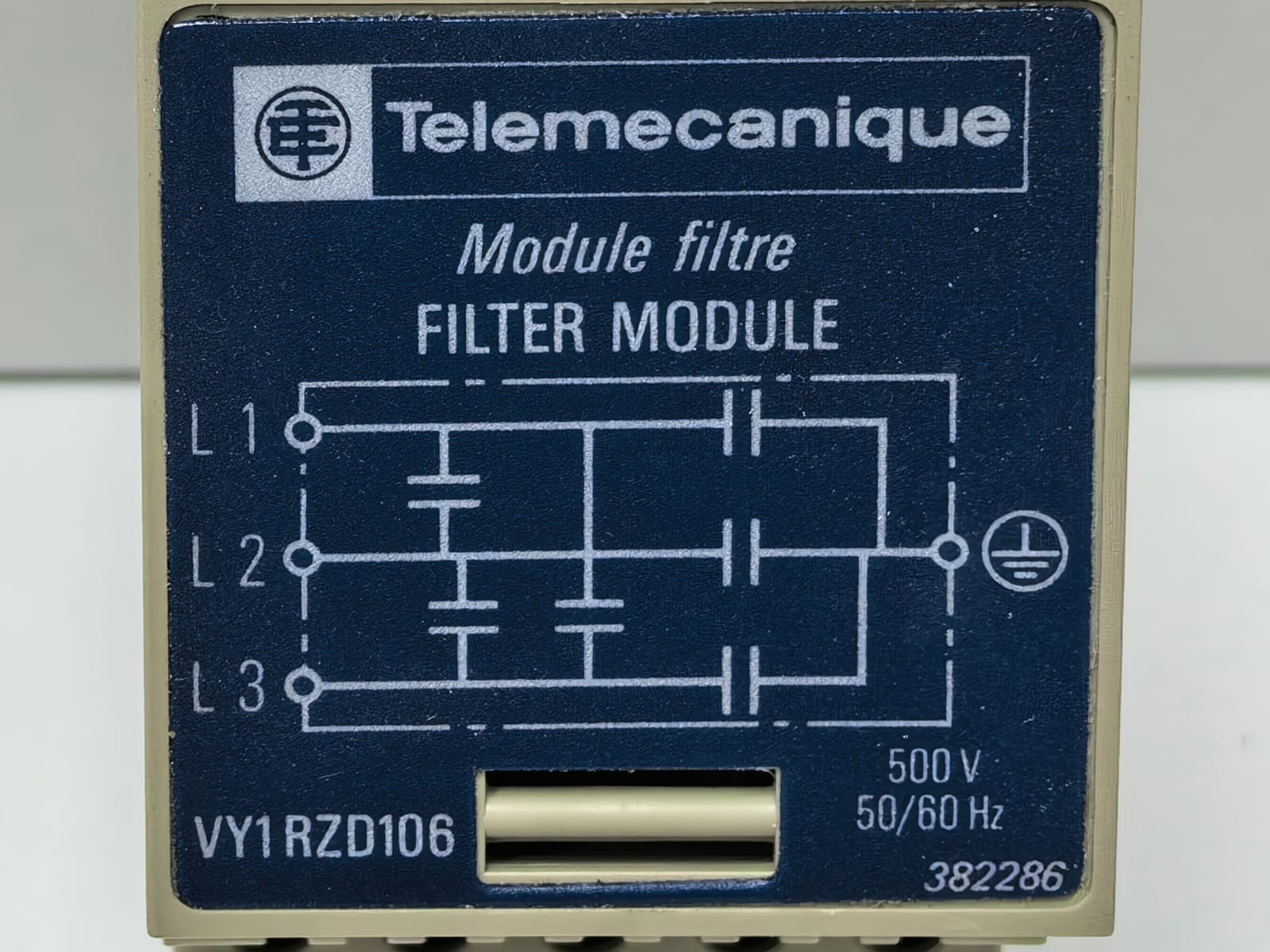 Telemecanique VY1RZD106 TELEMECANIQUE VY1RZD106 FILTER MODULE 500V 50/60HZ 3