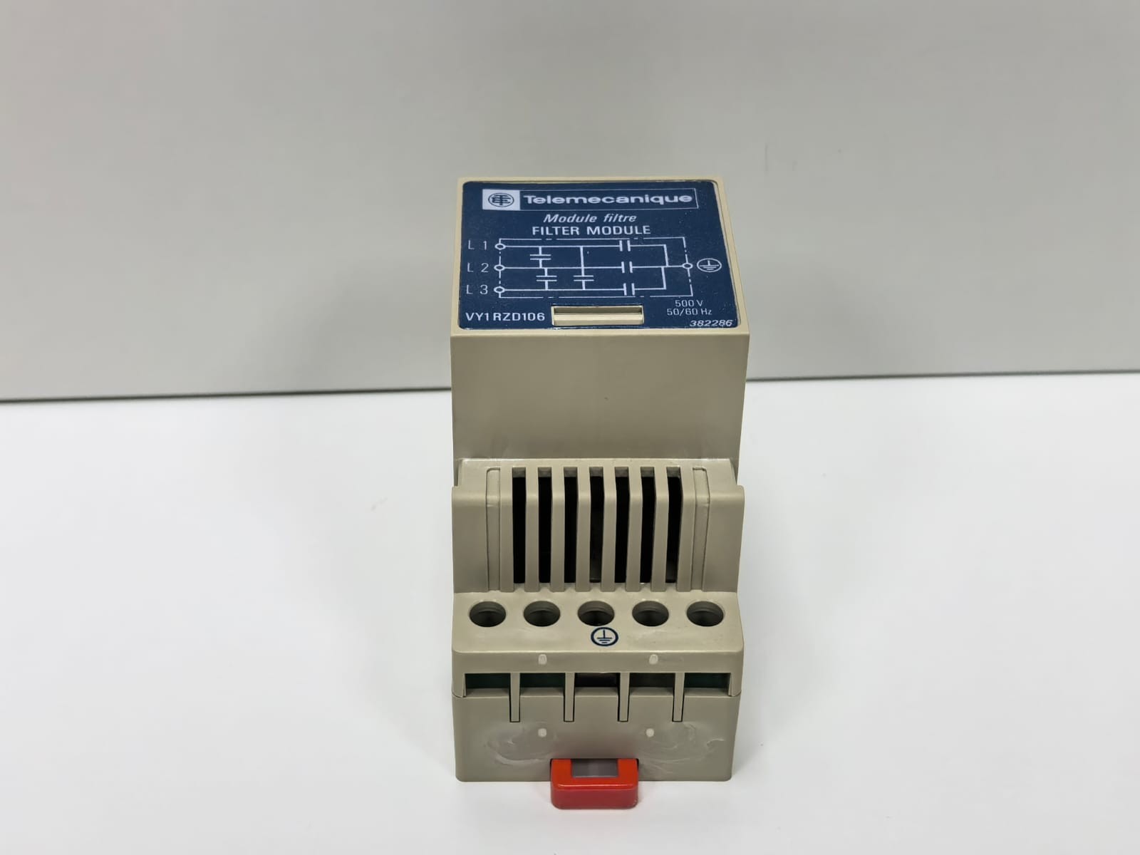 Telemecanique VY1RZD106 TELEMECANIQUE VY1RZD106 FILTER MODULE 500V 50/60HZ 5