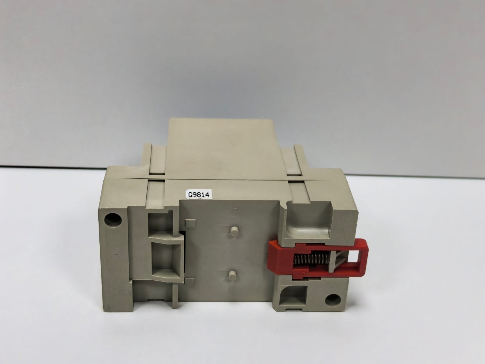 Telemecanique VY1RZD106 TELEMECANIQUE VY1RZD106 FILTER MODULE 500V 50/60HZ 8